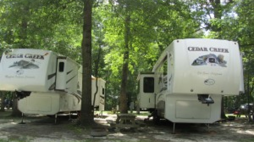 
		 
		
			
				G & R Recreation Area and Campground
			
		
		
	
